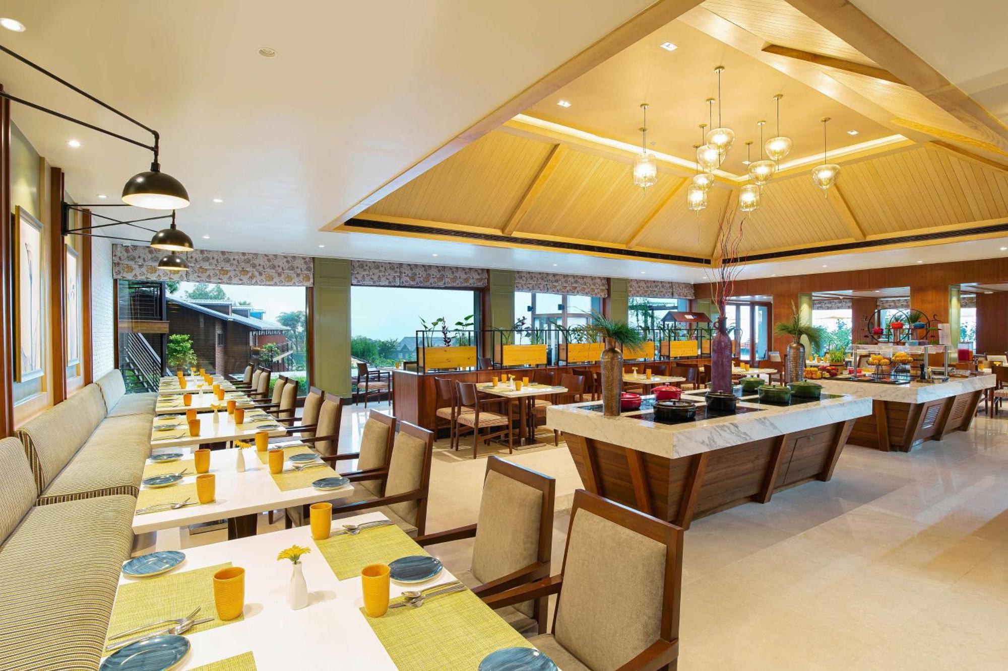 Radisson Blu Resort Dharamshala Exterior photo
